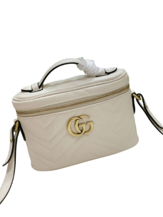 Gucci GG Marmont white quilted leather vanity case crossbody bag